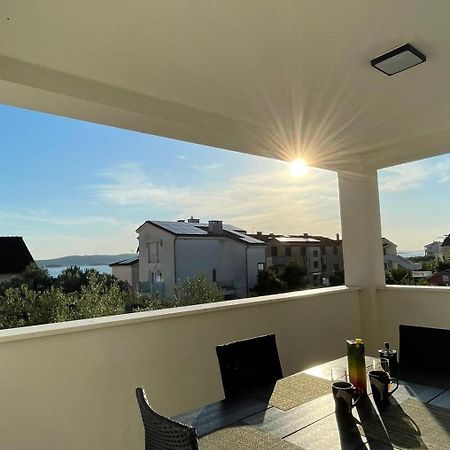 Stina Lägenhet Biograd Na Moru Exteriör bild